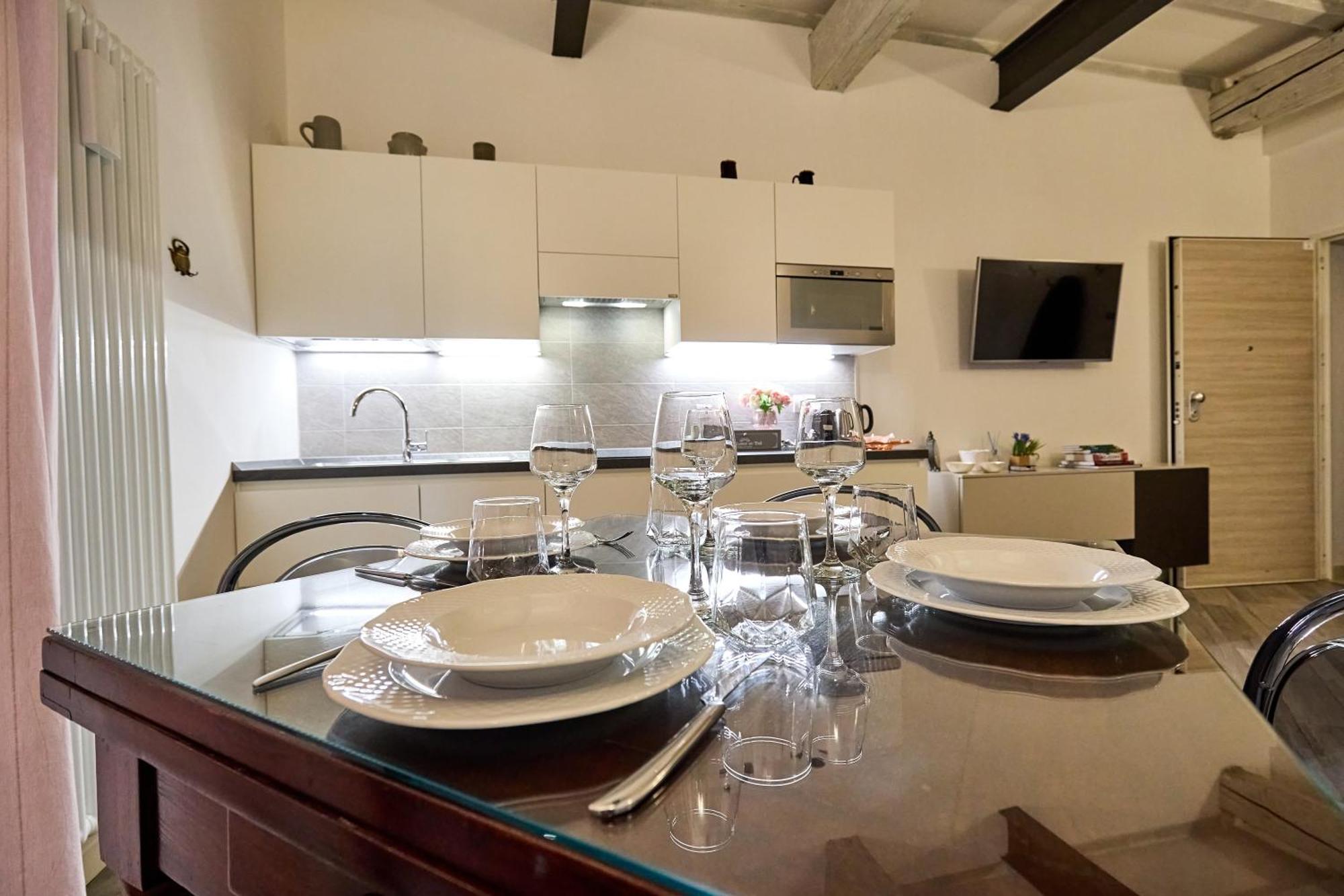 La Torre Lunga -Smart Working- 150 M Dalle-From Due Torri-Two Towers Bologna Luaran gambar